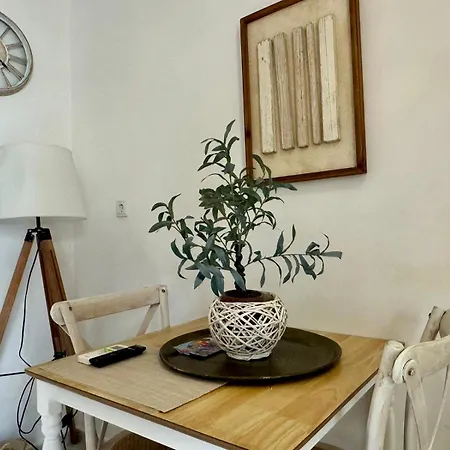 Lägenhet Naxian Harmony Town Iii